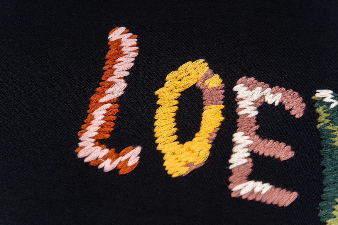 LuxluxHouse Best Quality Clothes T-shirt Loewe