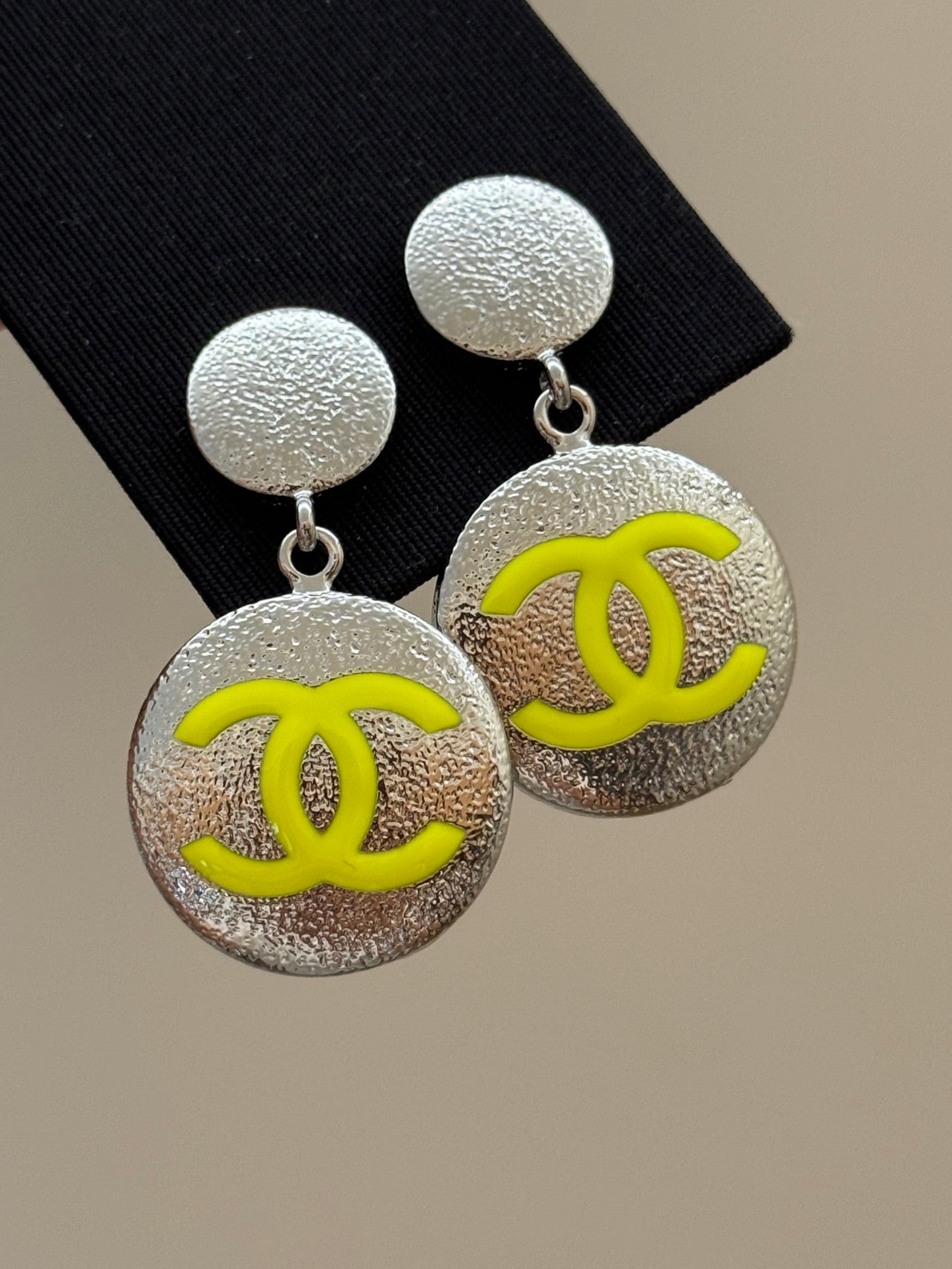LuxluxHouse Low Price And High Quality Accessories Chanel