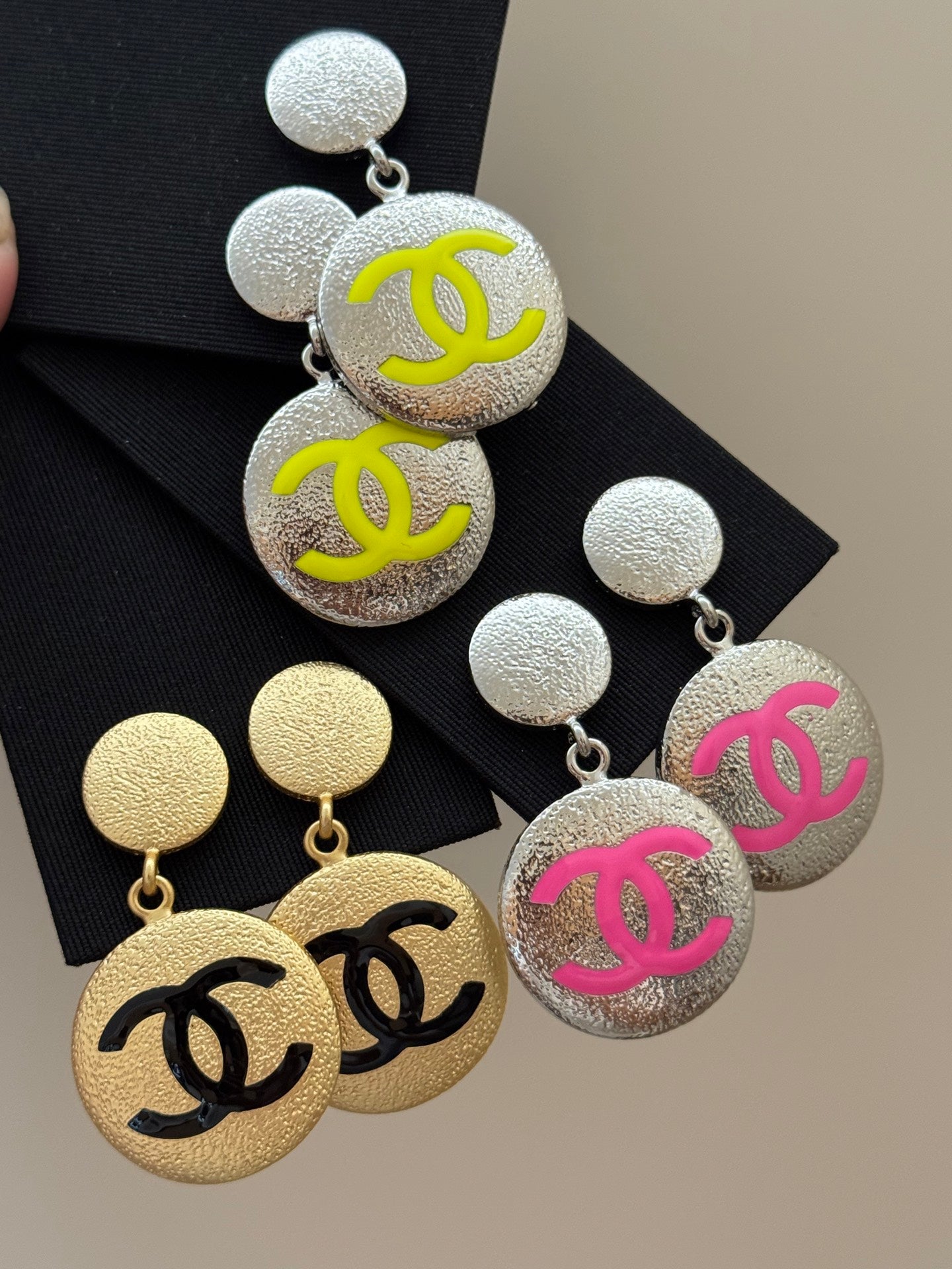 LuxluxHouse Low Price And High Quality Accessories Chanel
