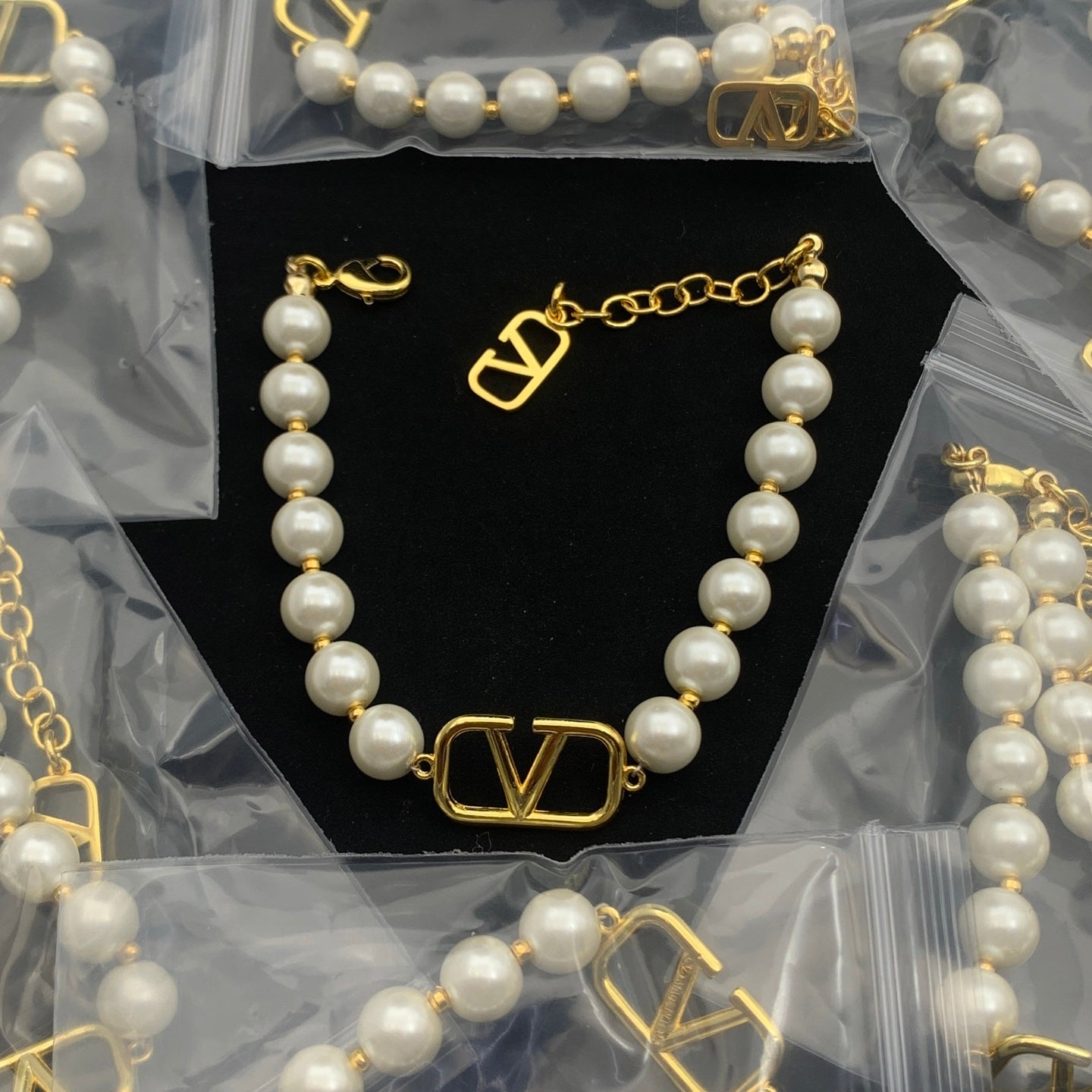 LuxluxHouse Low Price And High Quality Accessories Valentino