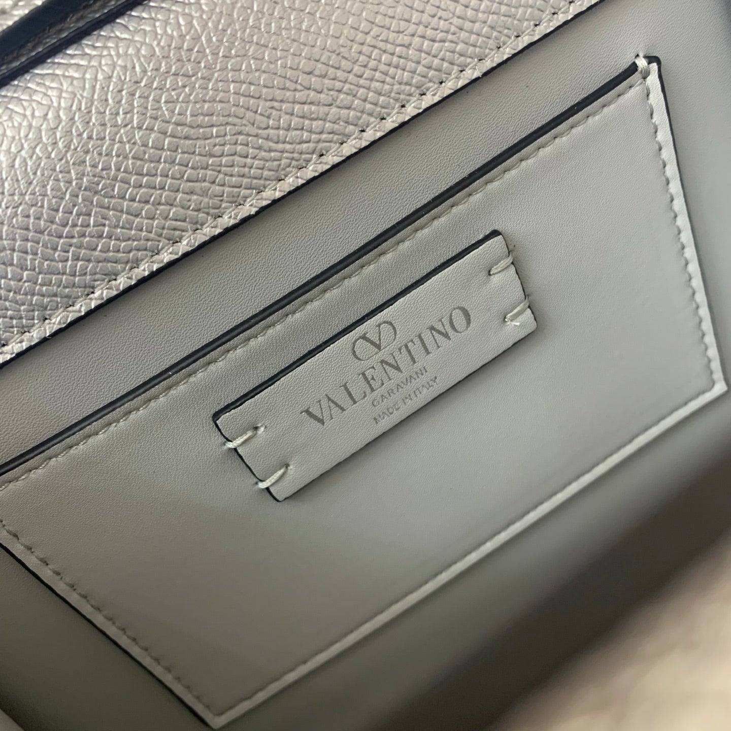 LuxluxHouse Best Quality Bags Valentino Women