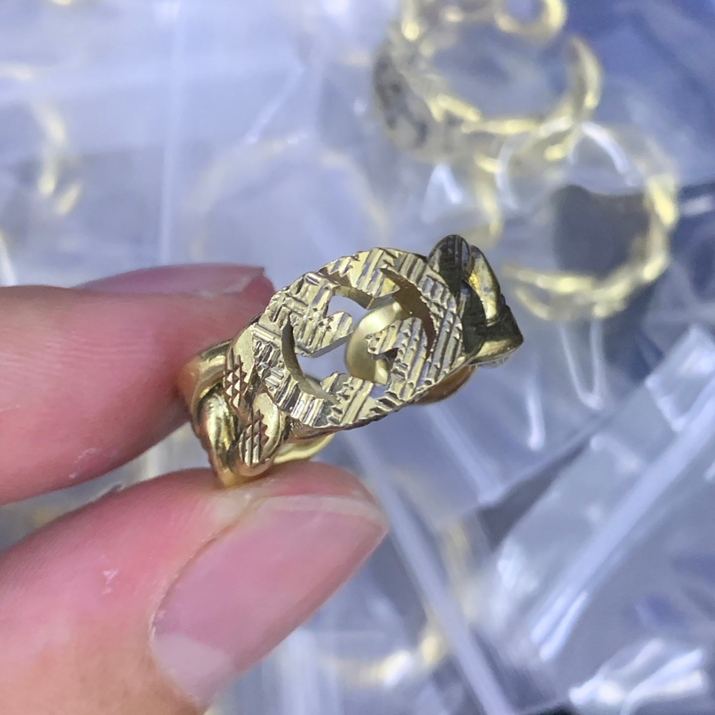 LuxluxHouse Low Price And High Quality Accessories Gucci