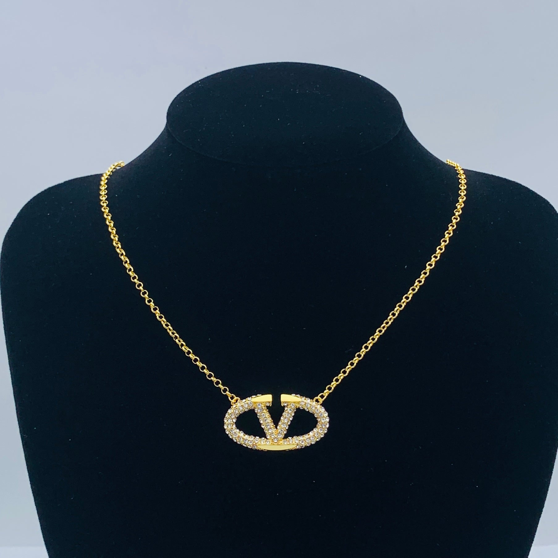 LuxluxHouse Low Price And High Quality Accessories Valentino