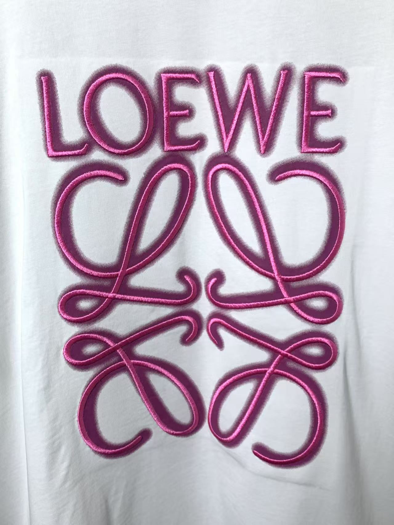 LuxluxHouse Best Quality Clothes T-shirt Loewe