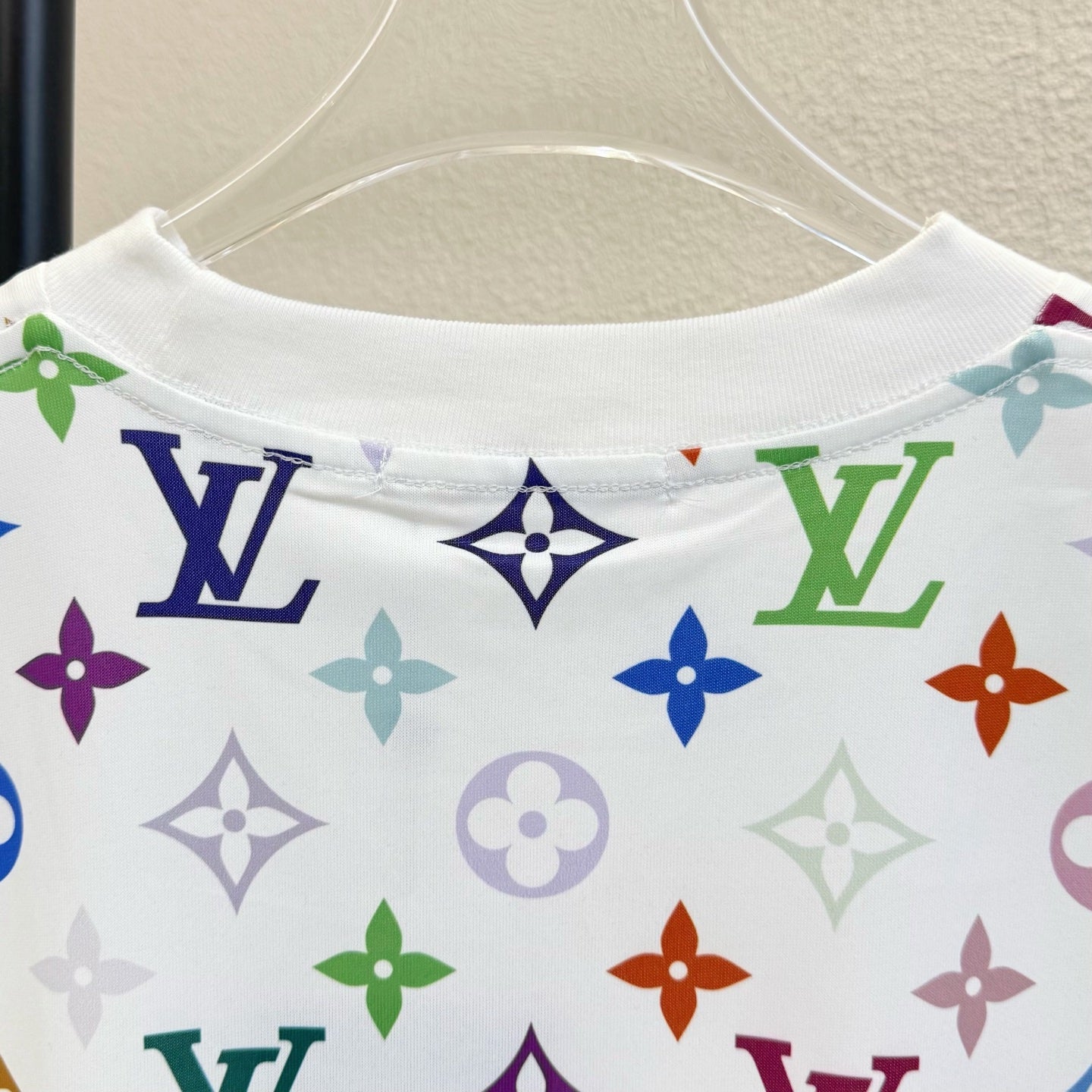 LuxluxHouse Best Quality Clothes T-shirt Louis Vuitton