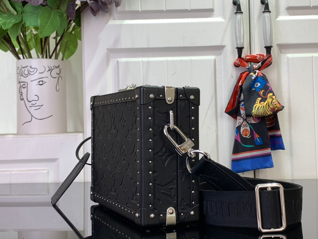 LuxluxHouse Best Quality Bags Louis Vuitton Men