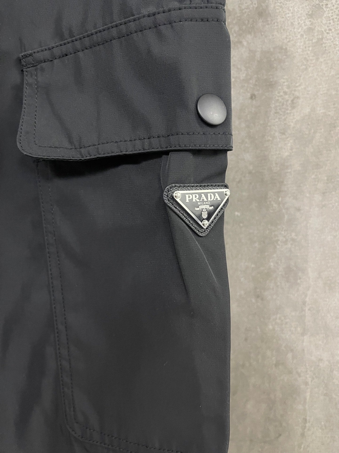 LuxluxHouse Best Quality Clothes Pants Prada