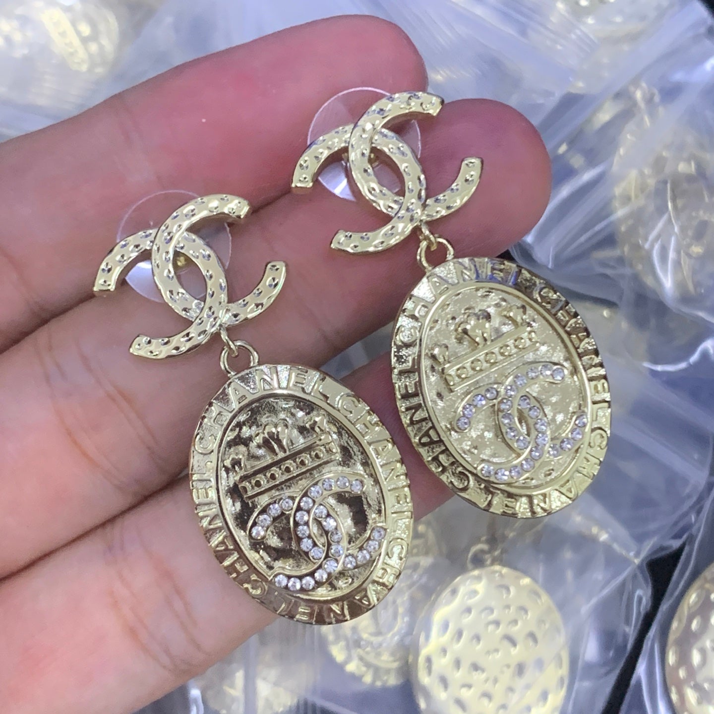 LuxluxHouse Low Price And High Quality Accessories Chanel