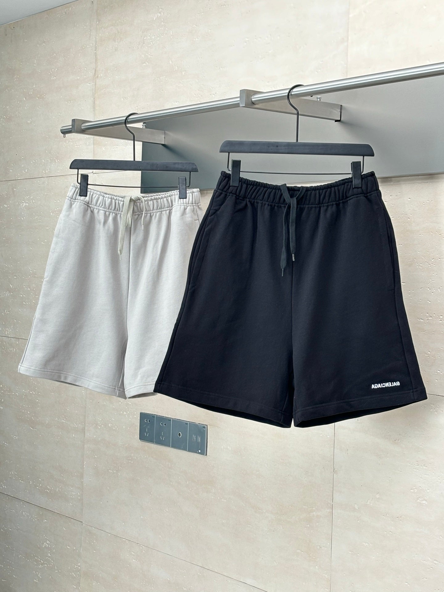 LuxluxHouse Best Quality Clothes Balenciaga Pants