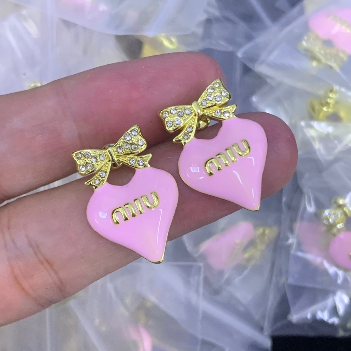 LuxluxHouse Low Price And High Quality Accessories Miu Miu