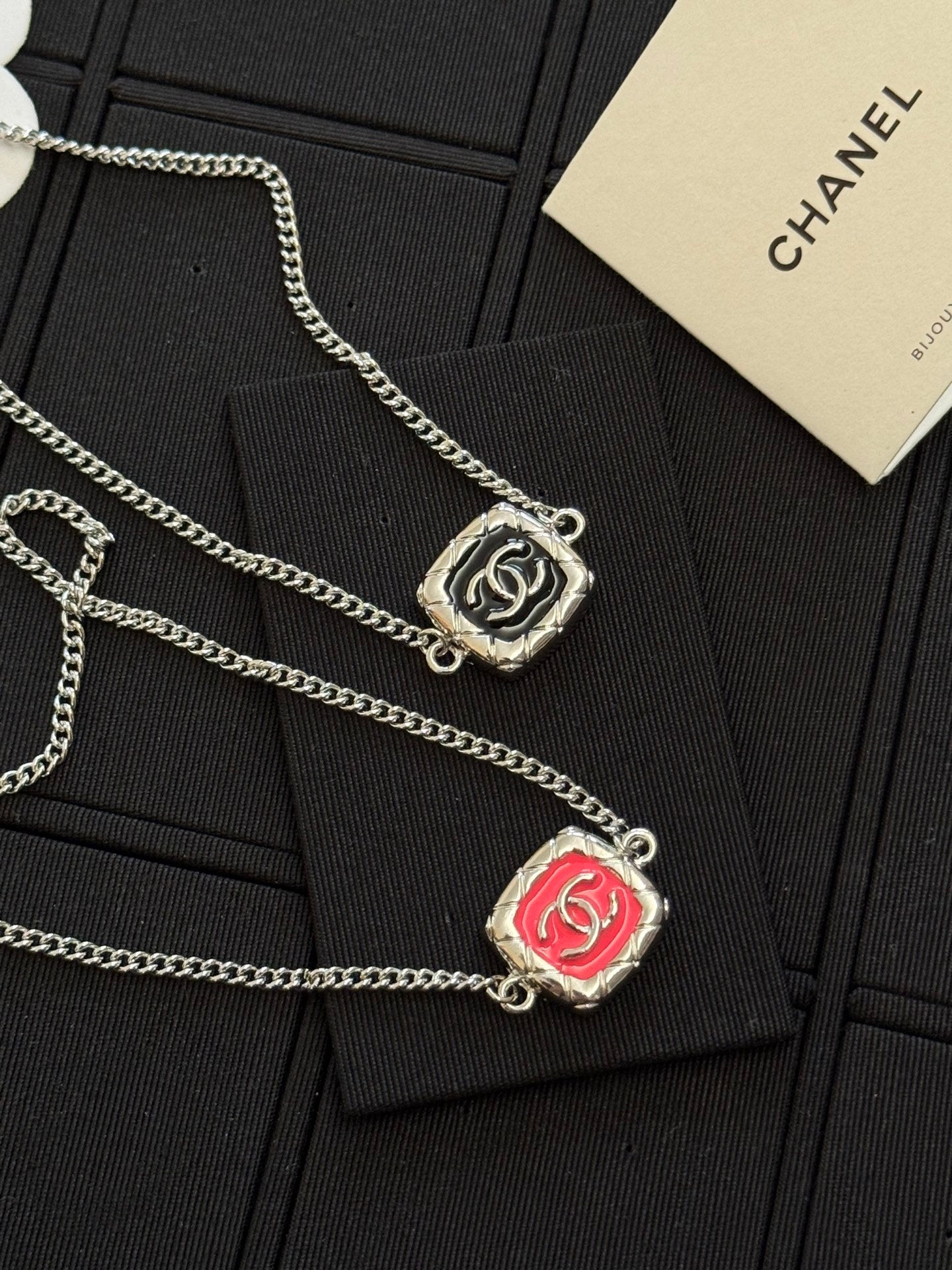 LuxluxHouse Low Price And High Quality Accessories Chanel