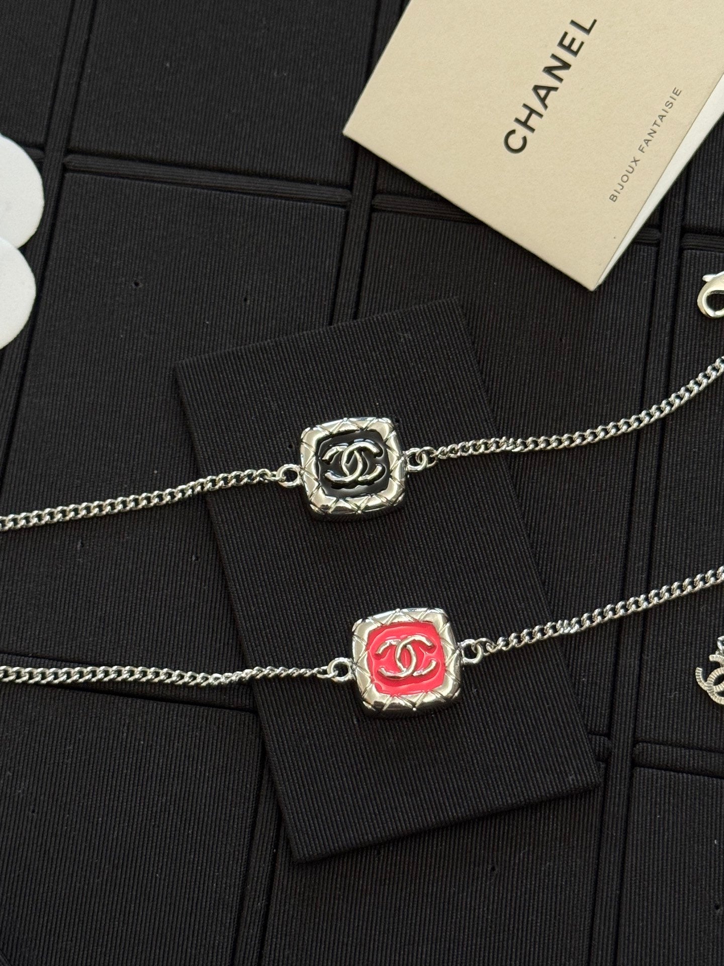 LuxluxHouse Low Price And High Quality Accessories Chanel
