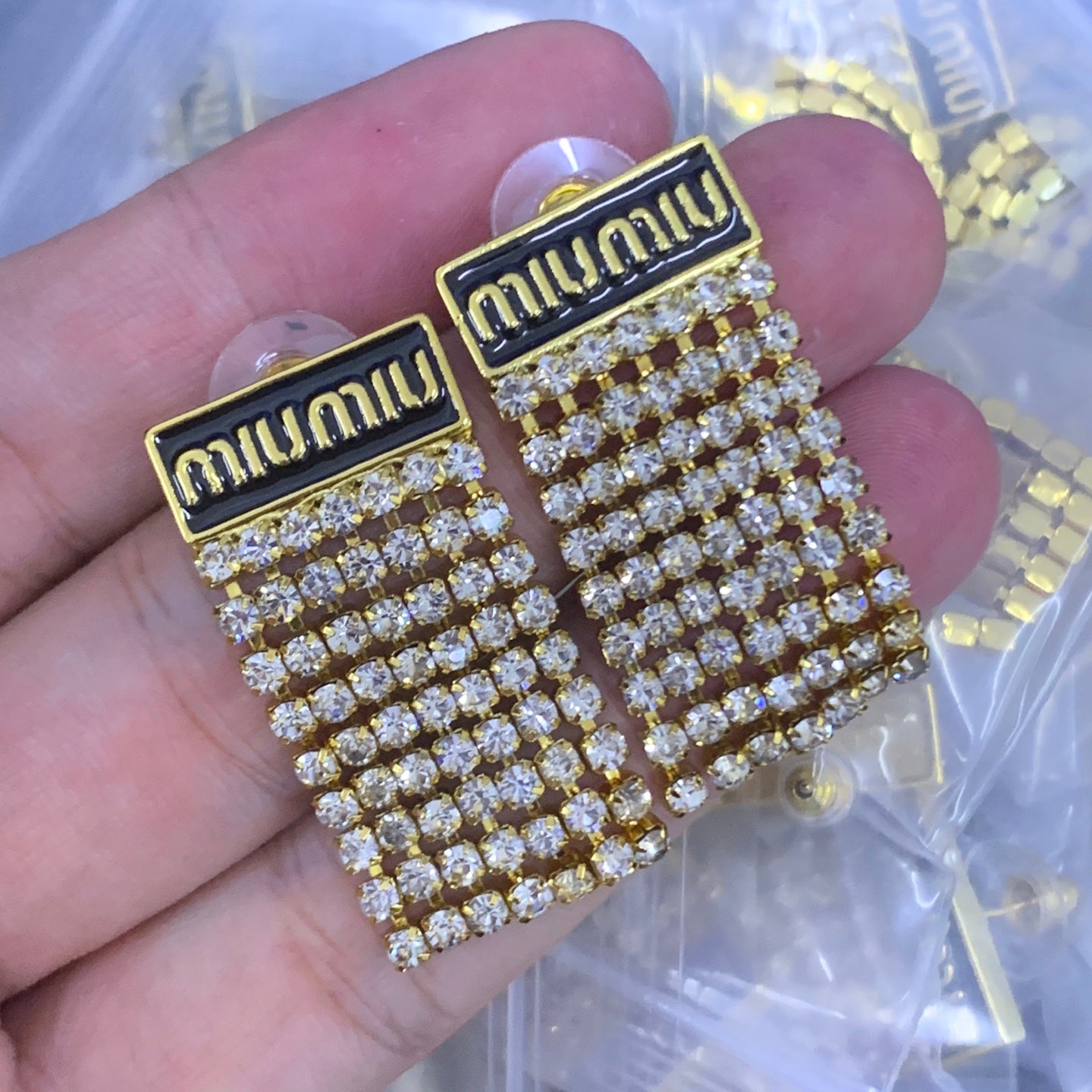 LuxluxHouse Low Price And High Quality Accessories Miu Miu