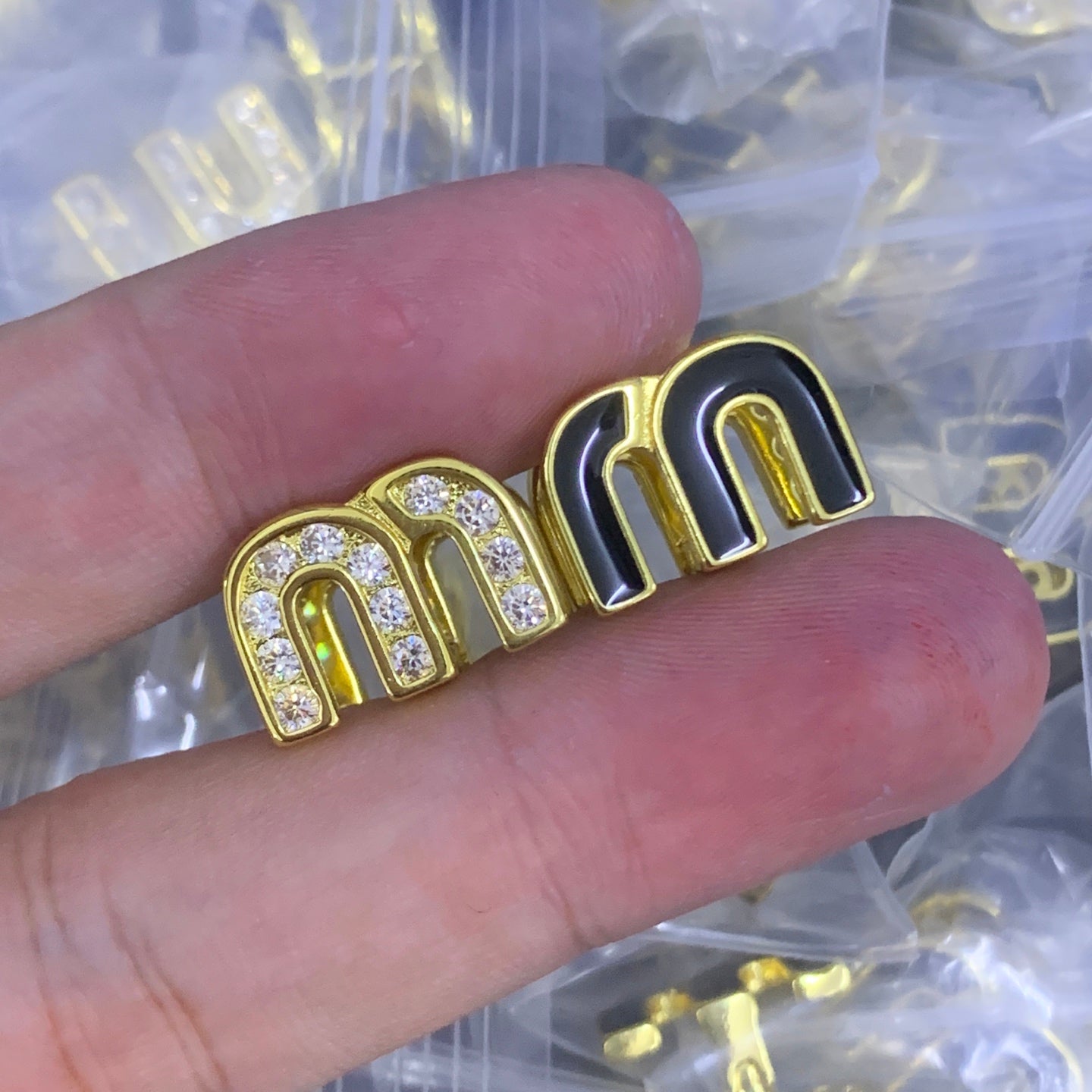 LuxluxHouse Low Price And High Quality Accessories Miu Miu