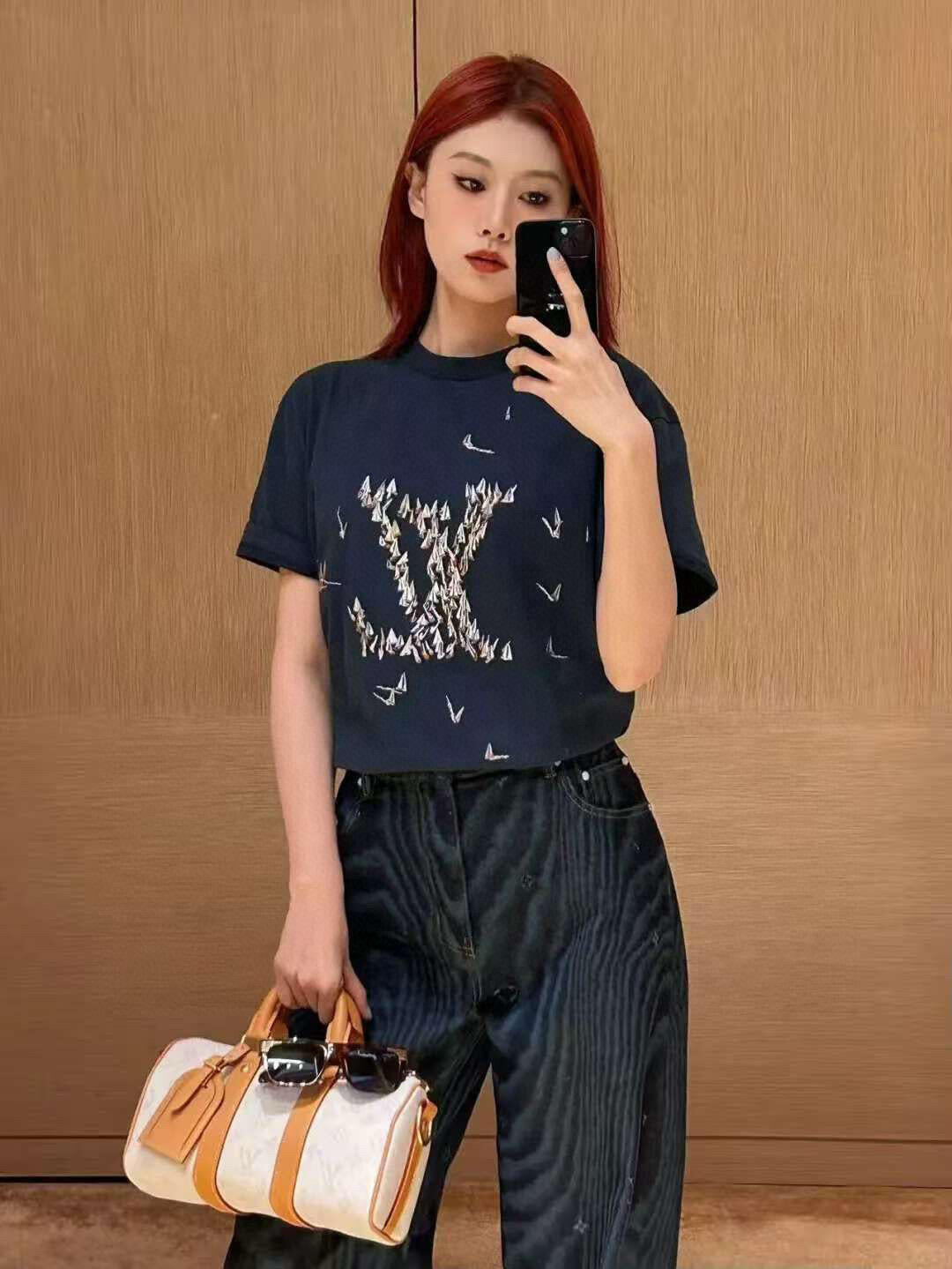 LuxluxHouse Best Quality Clothes T-shirt Louis Vuitton