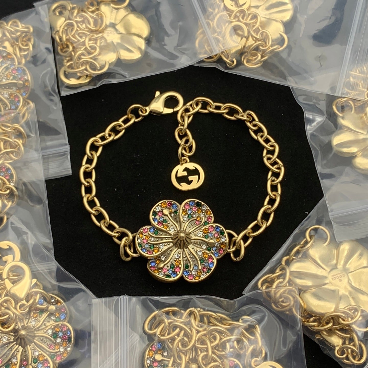 LuxluxHouse Low Price And High Quality Accessories Gucci