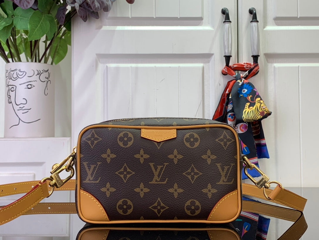 LuxluxHouse Best Quality Bags Louis Vuitton Men