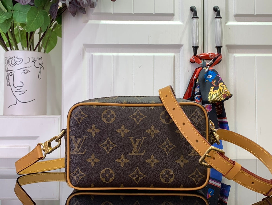 LuxluxHouse Best Quality Bags Louis Vuitton Men