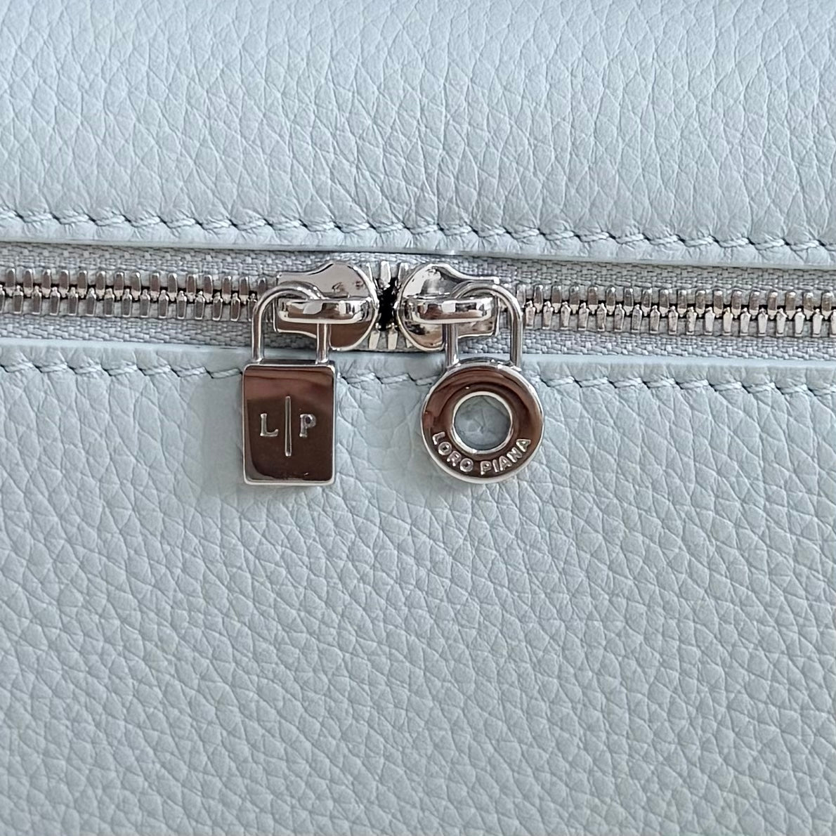 LuxluxHouse Best Quality Bags Loro Piana Women