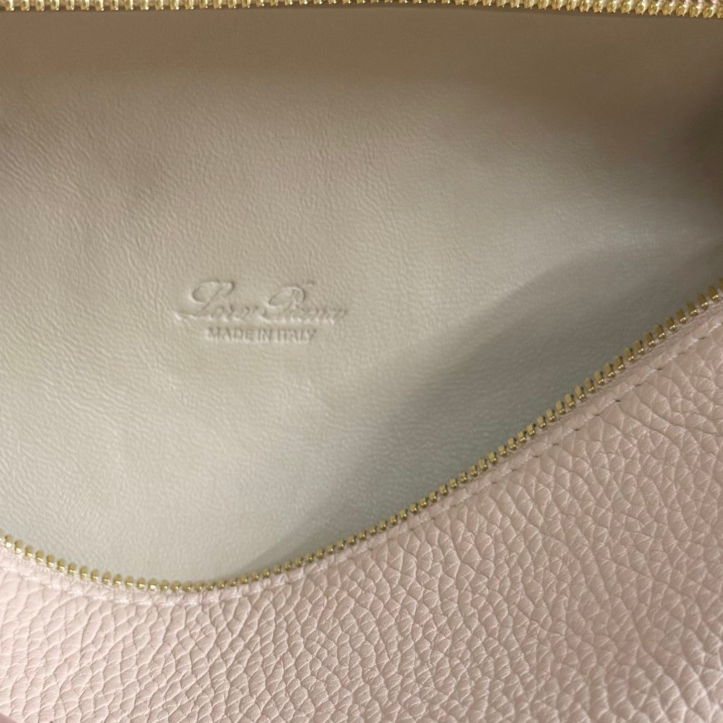 LuxluxHouse Best Quality Bags Loro Piana Women
