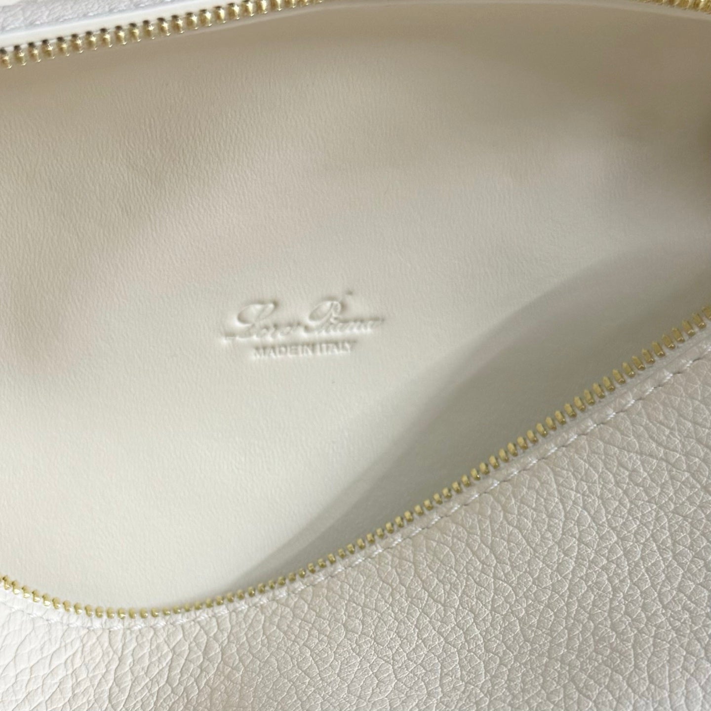 LuxluxHouse Best Quality Bags Loro Piana Women