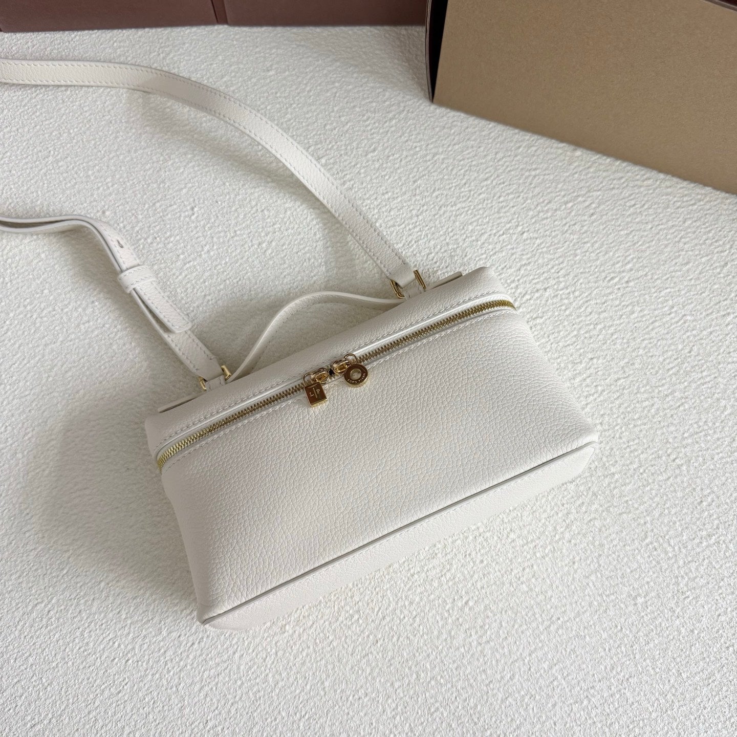 LuxluxHouse Best Quality Bags Loro Piana Women