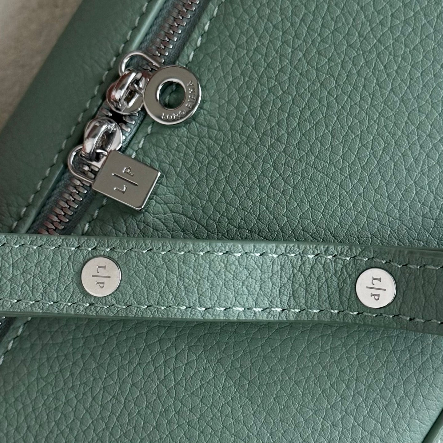 LuxluxHouse Best Quality Bags Loro Piana Women