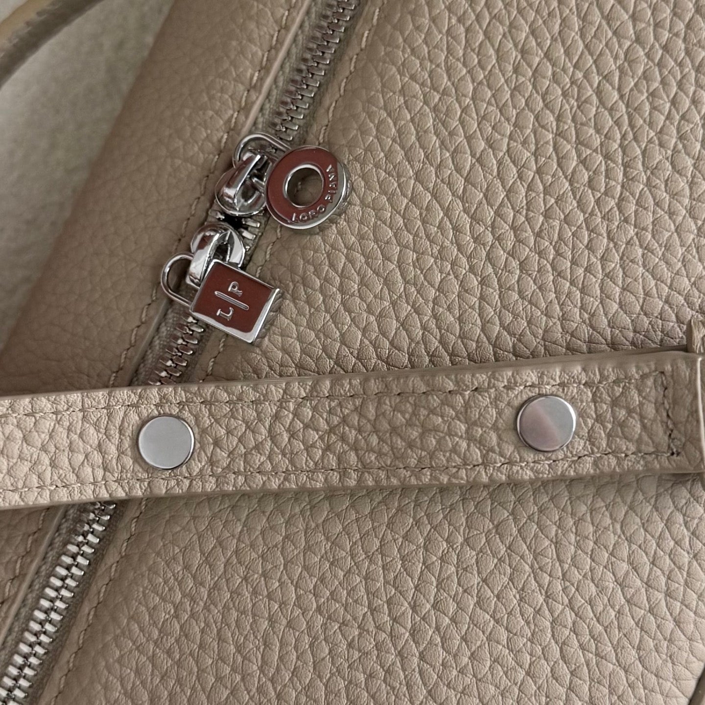 LuxluxHouse Best Quality Bags Loro Piana Women
