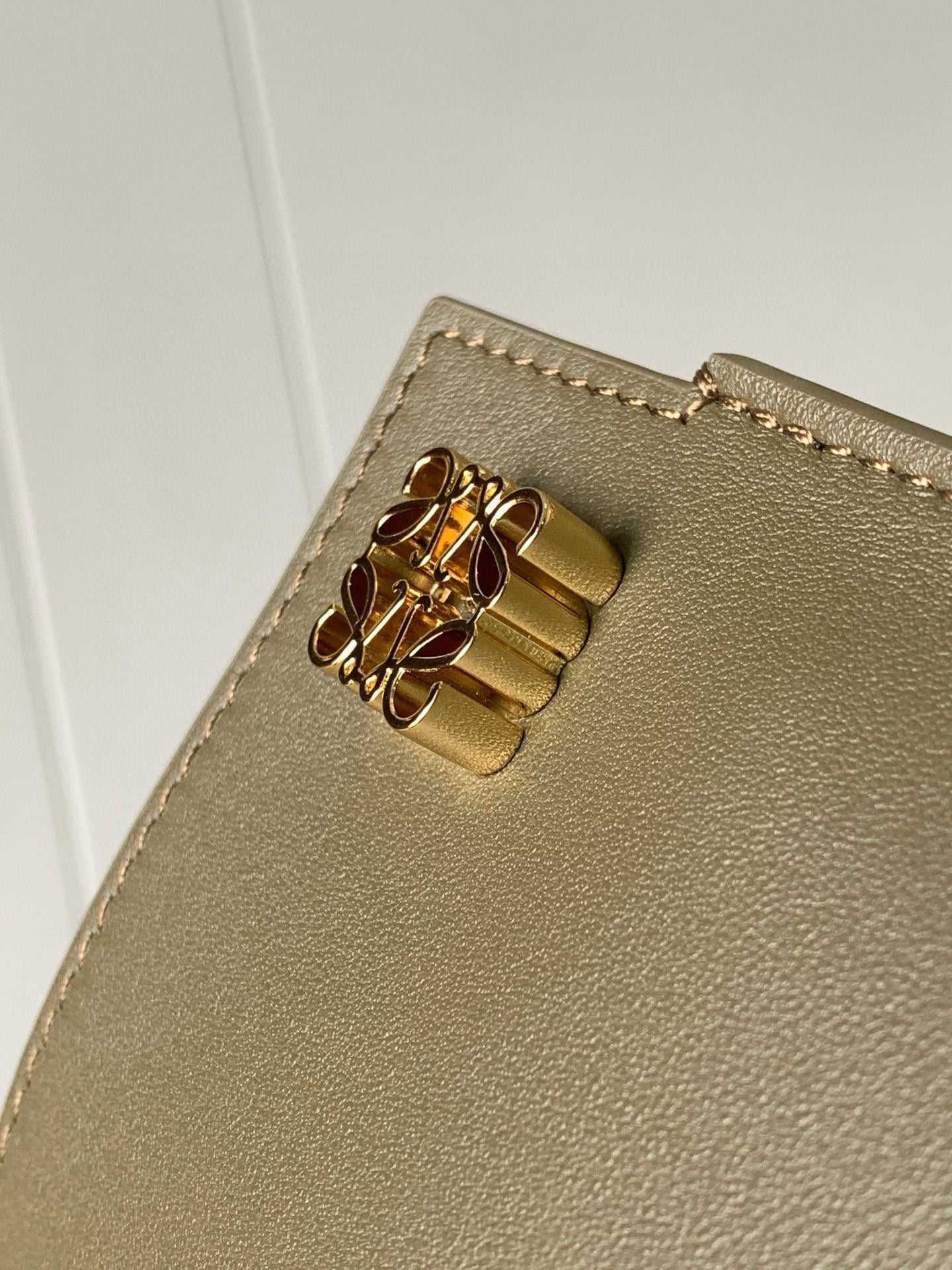 LuxluxHouse Best Quality Bags Loewe