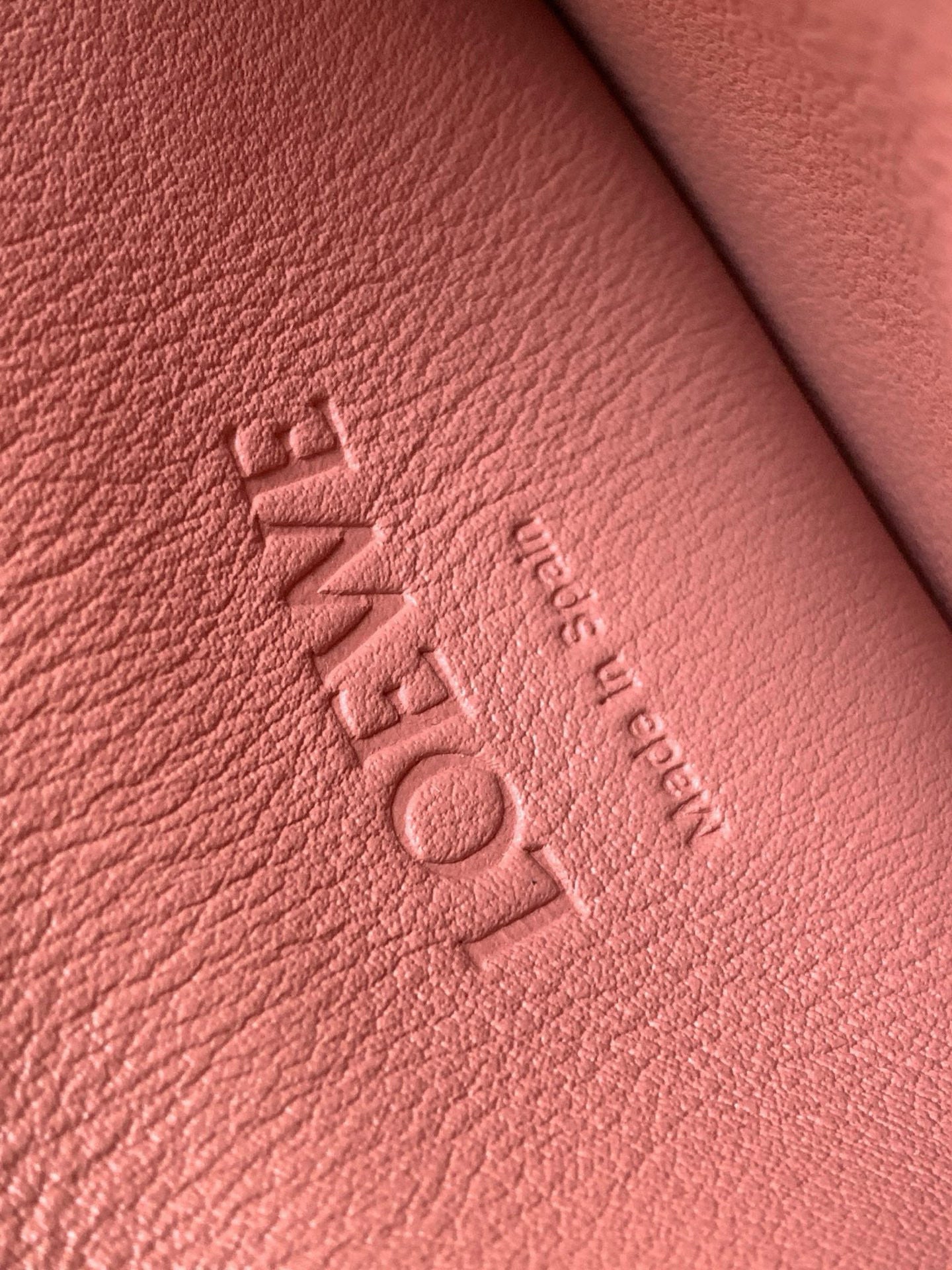 LuxluxHouse Best Quality Bags Loewe
