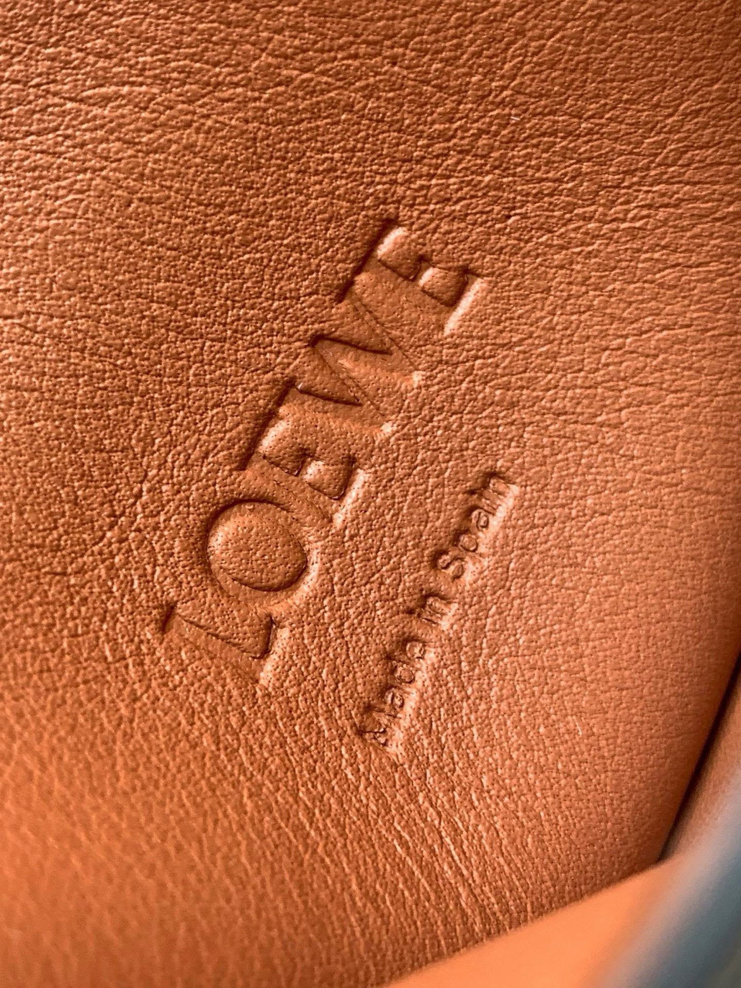 LuxluxHouse Best Quality Bags Loewe