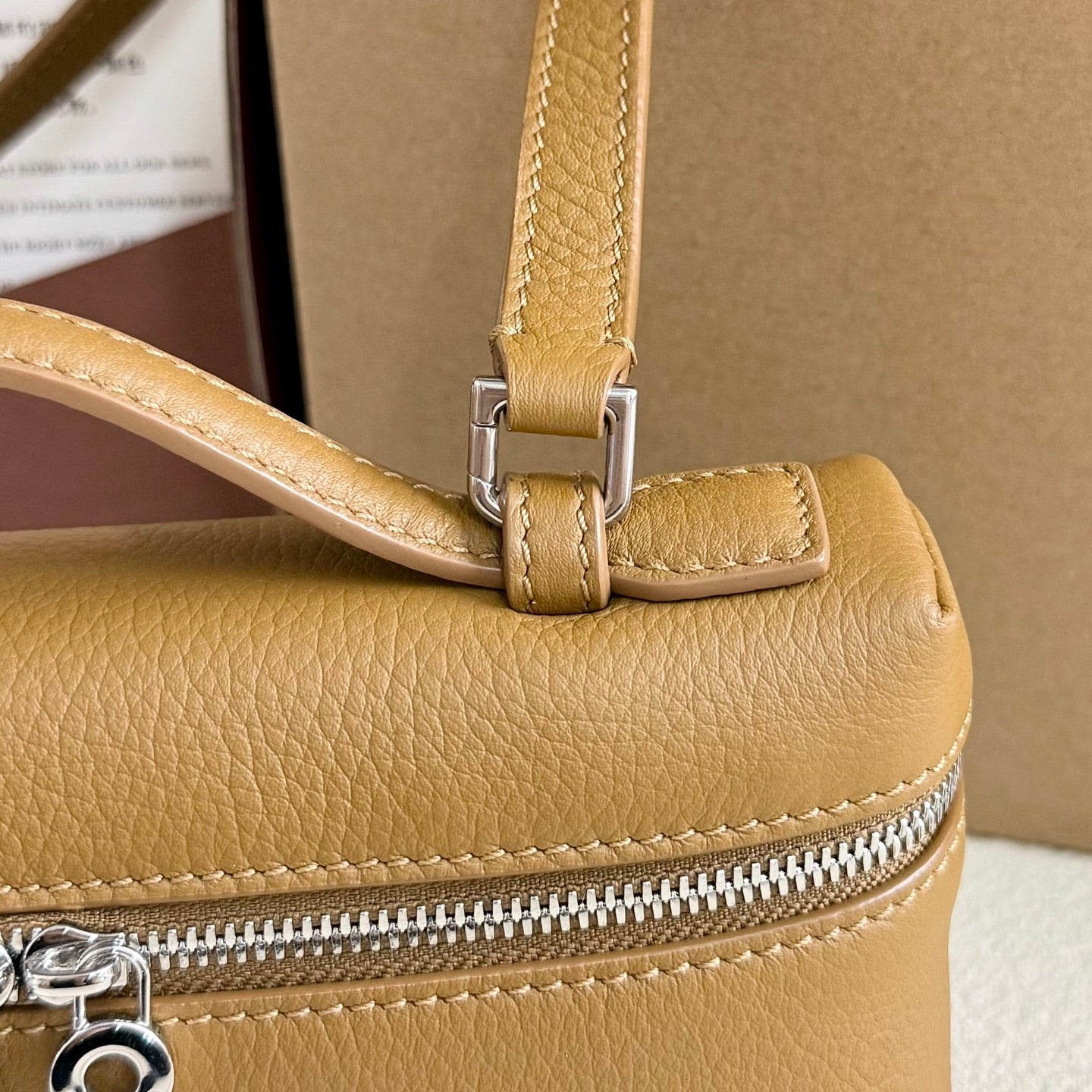 LuxluxHouse Best Quality Bags Loro Piana Women