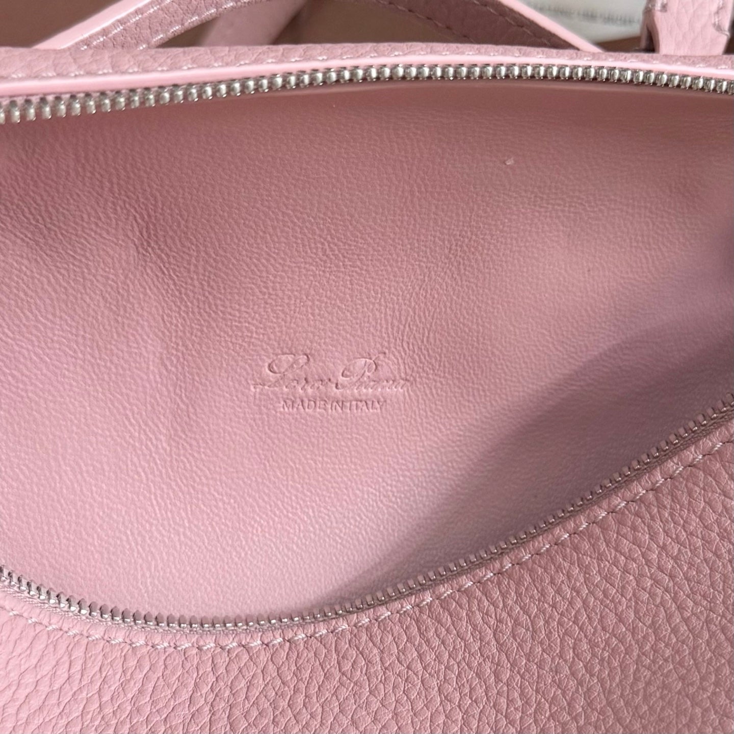 LuxluxHouse Best Quality Bags Loro Piana Women