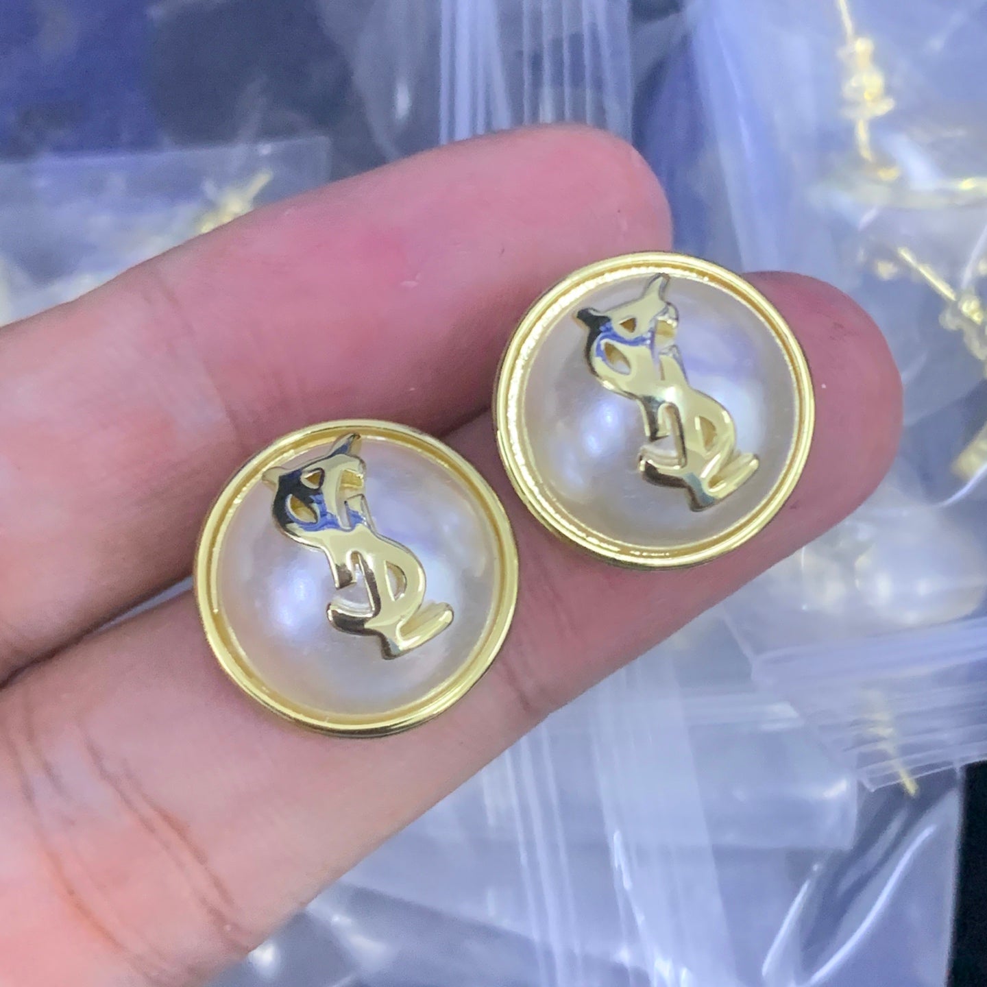 LuxluxHouse Low Price And High Quality Accessories YSL