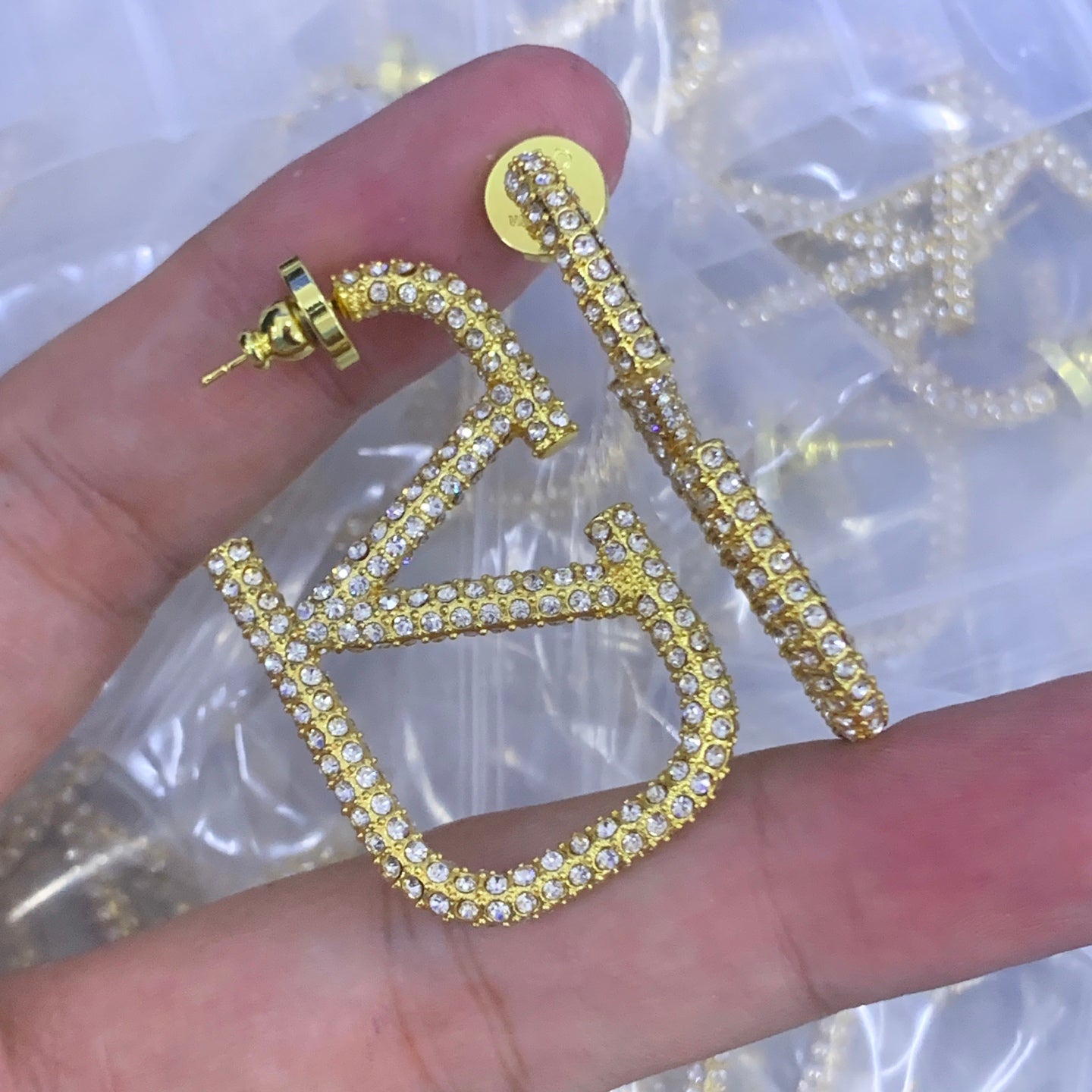 LuxluxHouse Low Price And High Quality Accessories Valentino