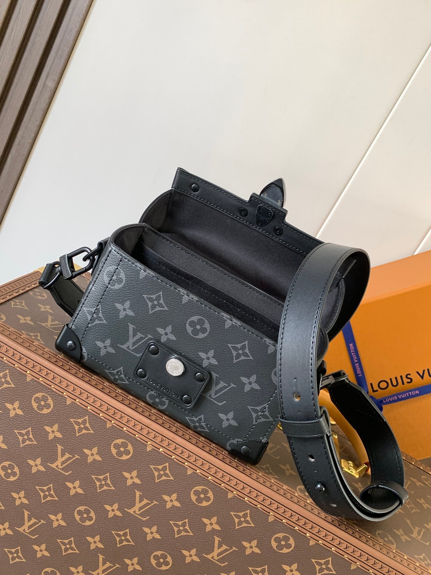 LuxluxHouse Best Quality Bags Louis Vuitton Men