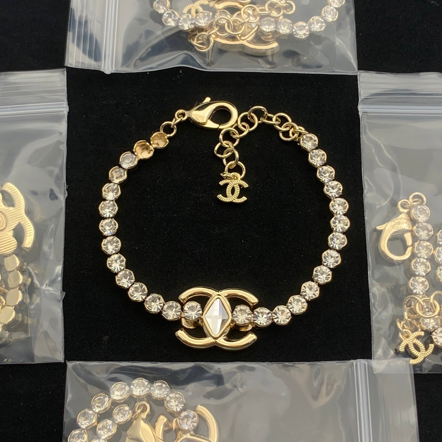 LuxluxHouse Low Price And High Quality Accessories Chanel