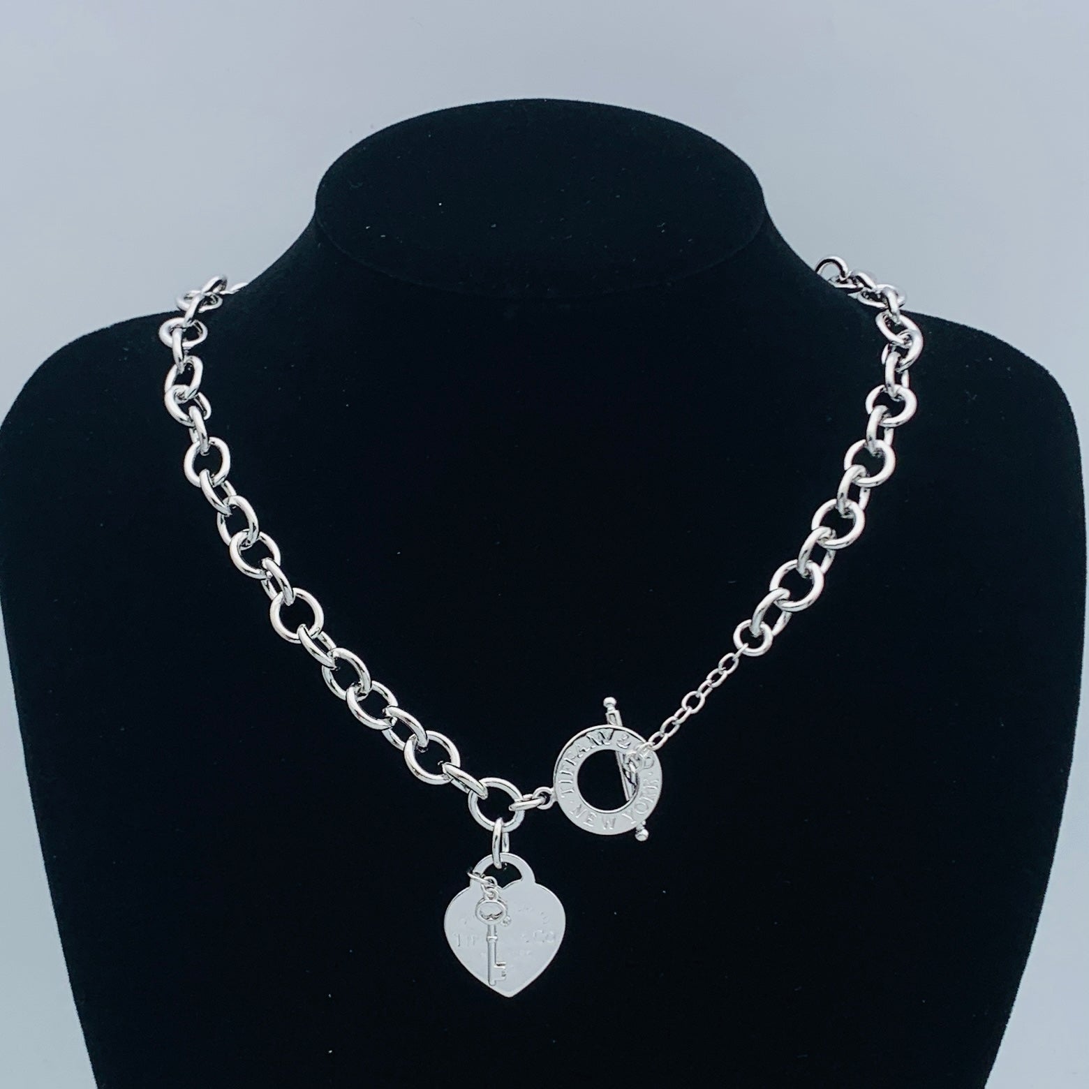 LuxluxHouse Low Price And High Quality Accessories Tiffany