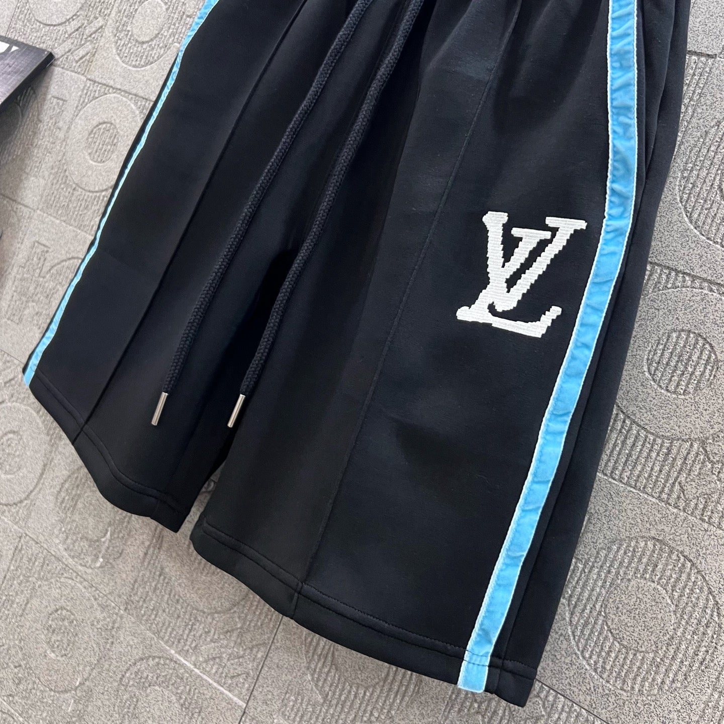 LuxluxHouse Best Quality Clothes Pants Louis Vuitton