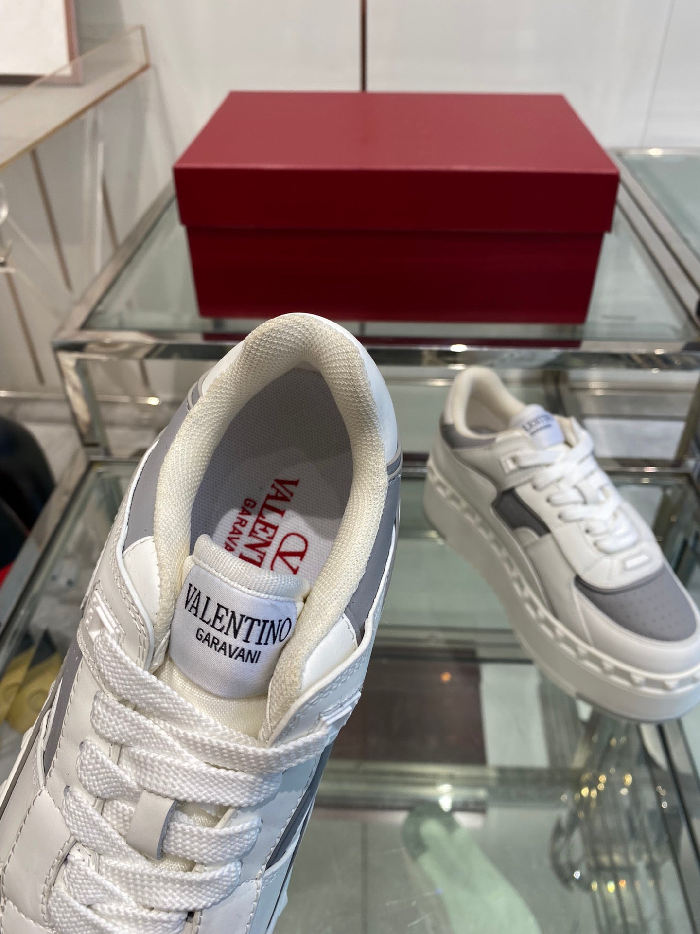 LuxluxHouse Best Quality Valentino Women Shoes