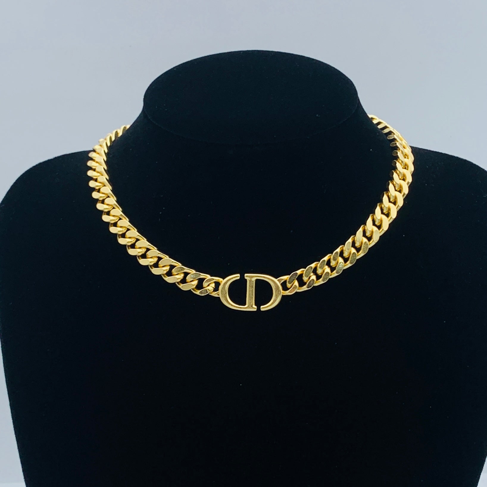 LuxluxHouse Low Price And High Quality Accessories Dior