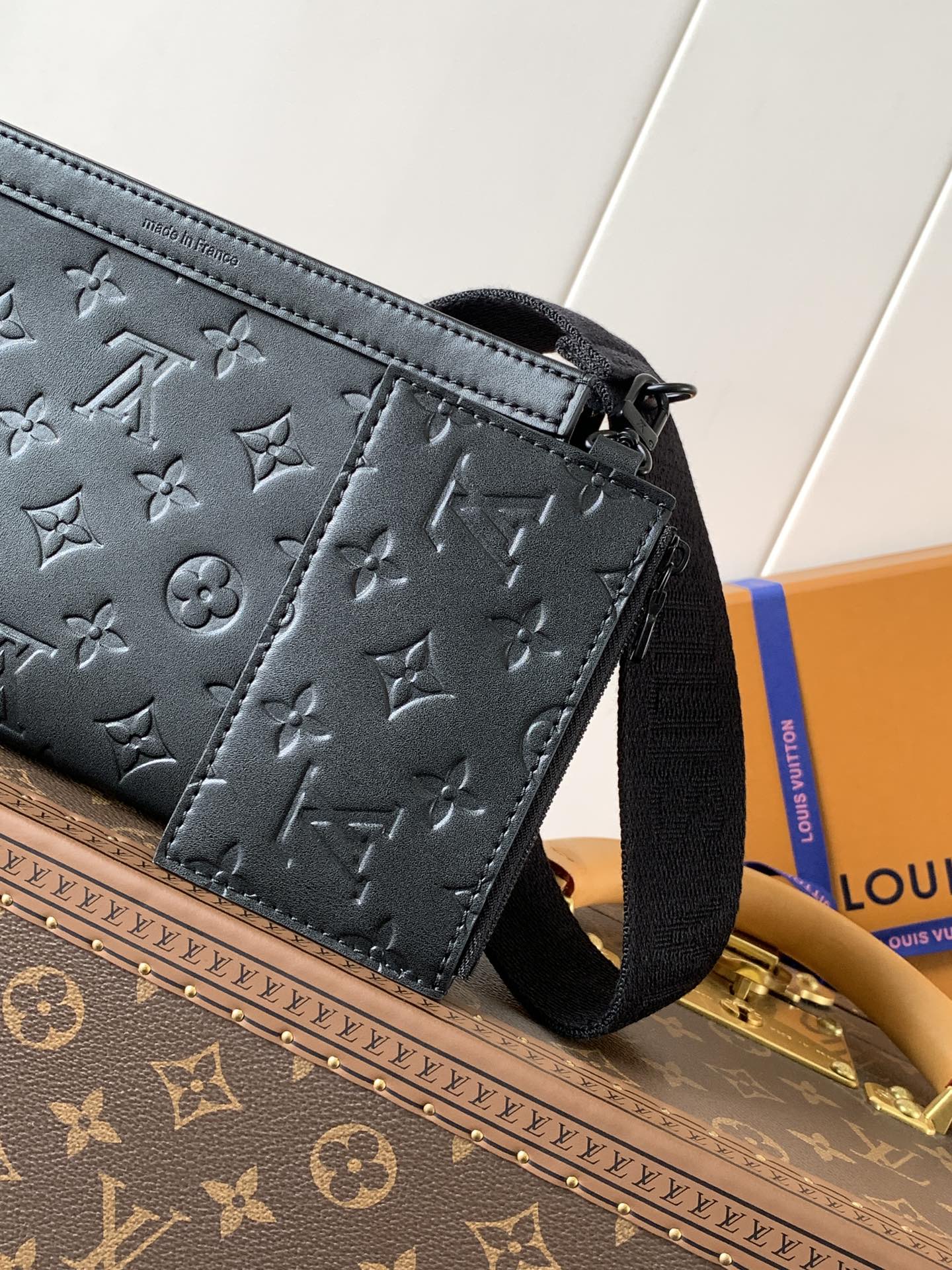 LuxluxHouse Best Quality Bags Louis Vuitton Men