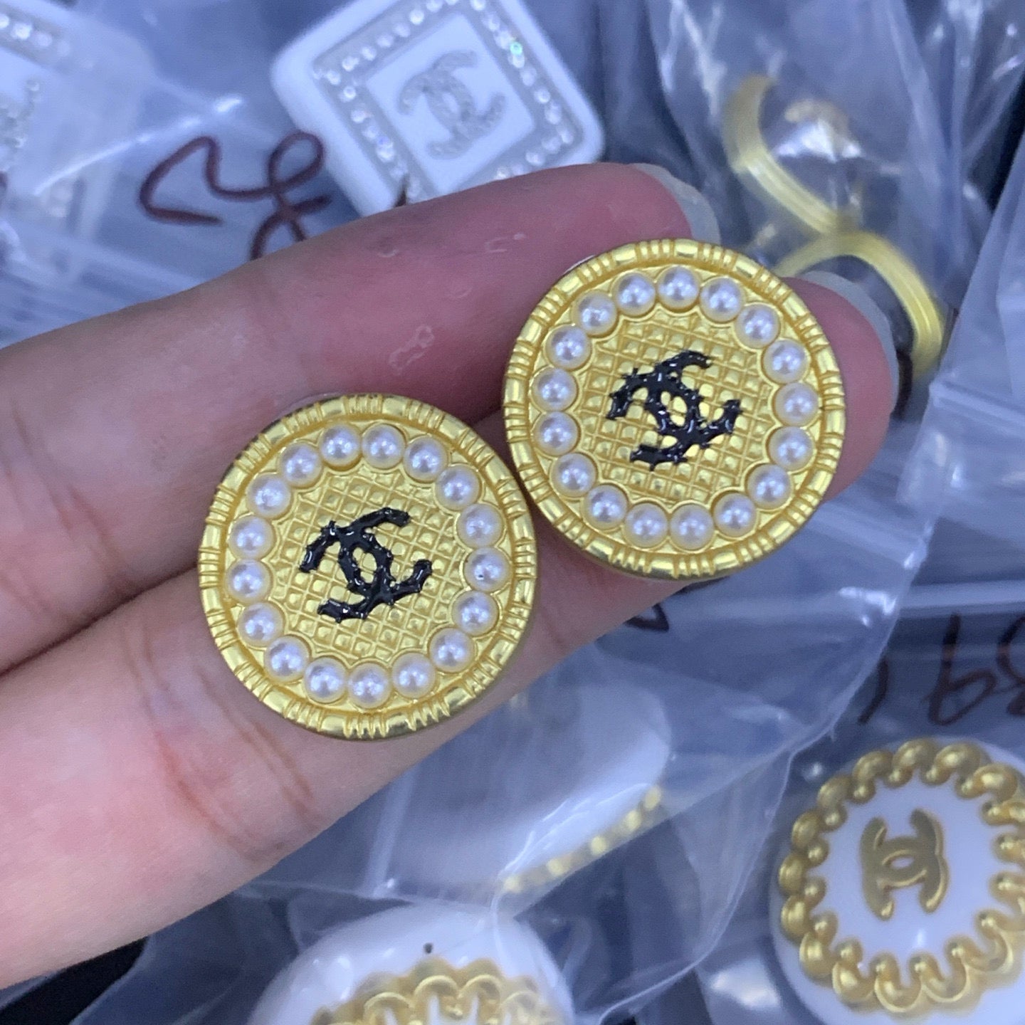 LuxluxHouse Low Price And High Quality Accessories Chanel