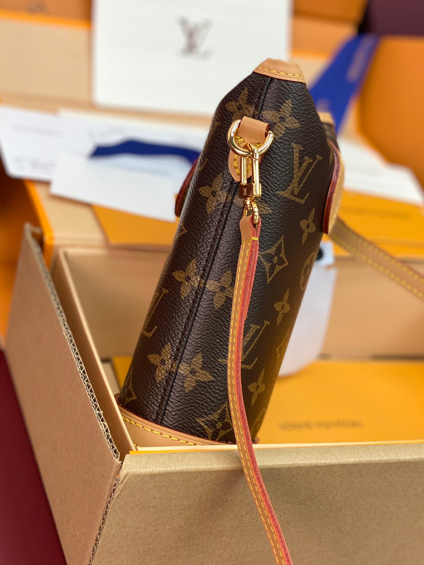 LuxluxHouse Best Quality Bags Louis Vuitton Women Men