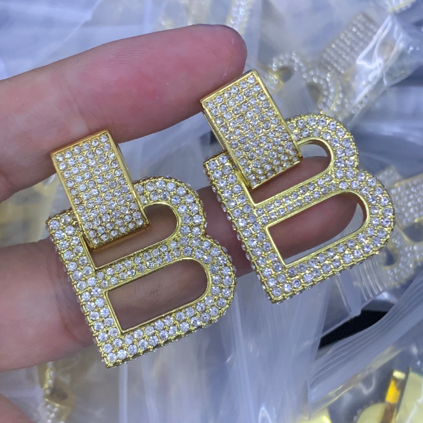 LuxluxHouse Low Price And High Quality Accessories Balenciaga