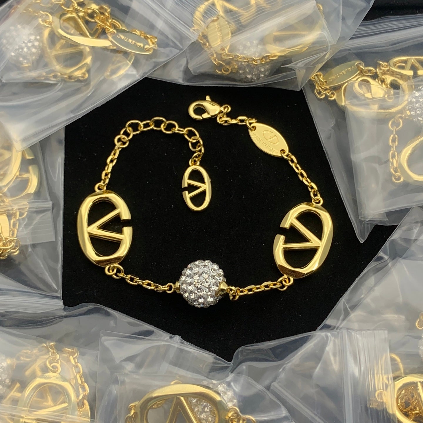 LuxluxHouse Low Price And High Quality Accessories Valentino