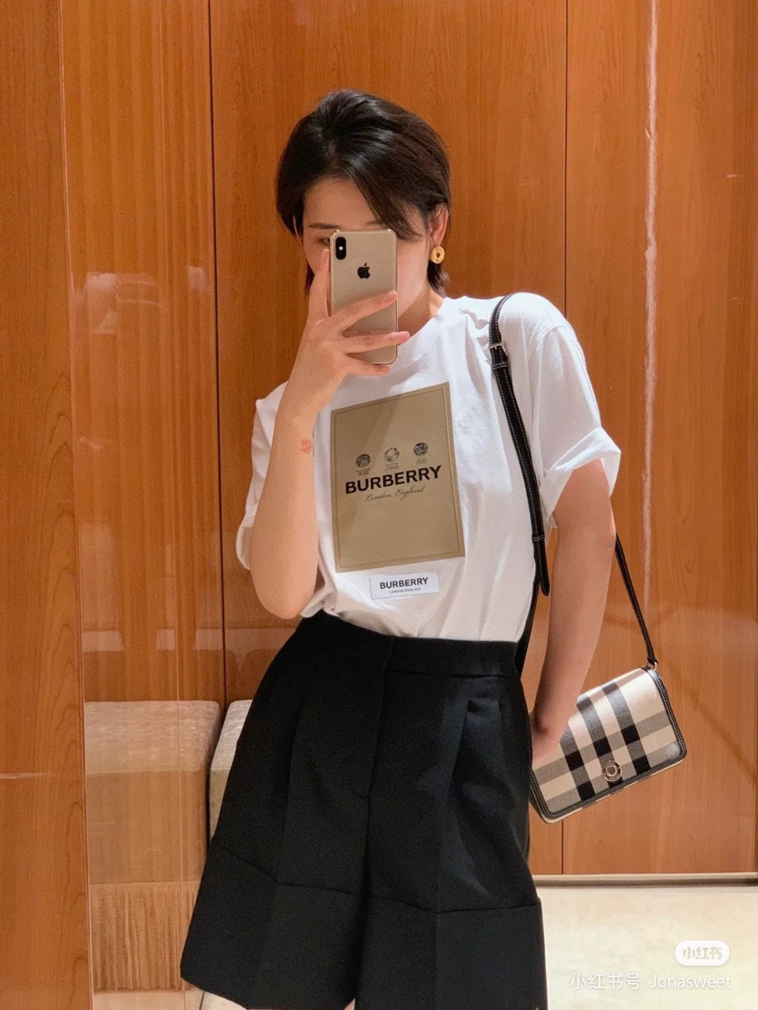LuxluxHouse Best Quality Clothes Burberry T-shirt
