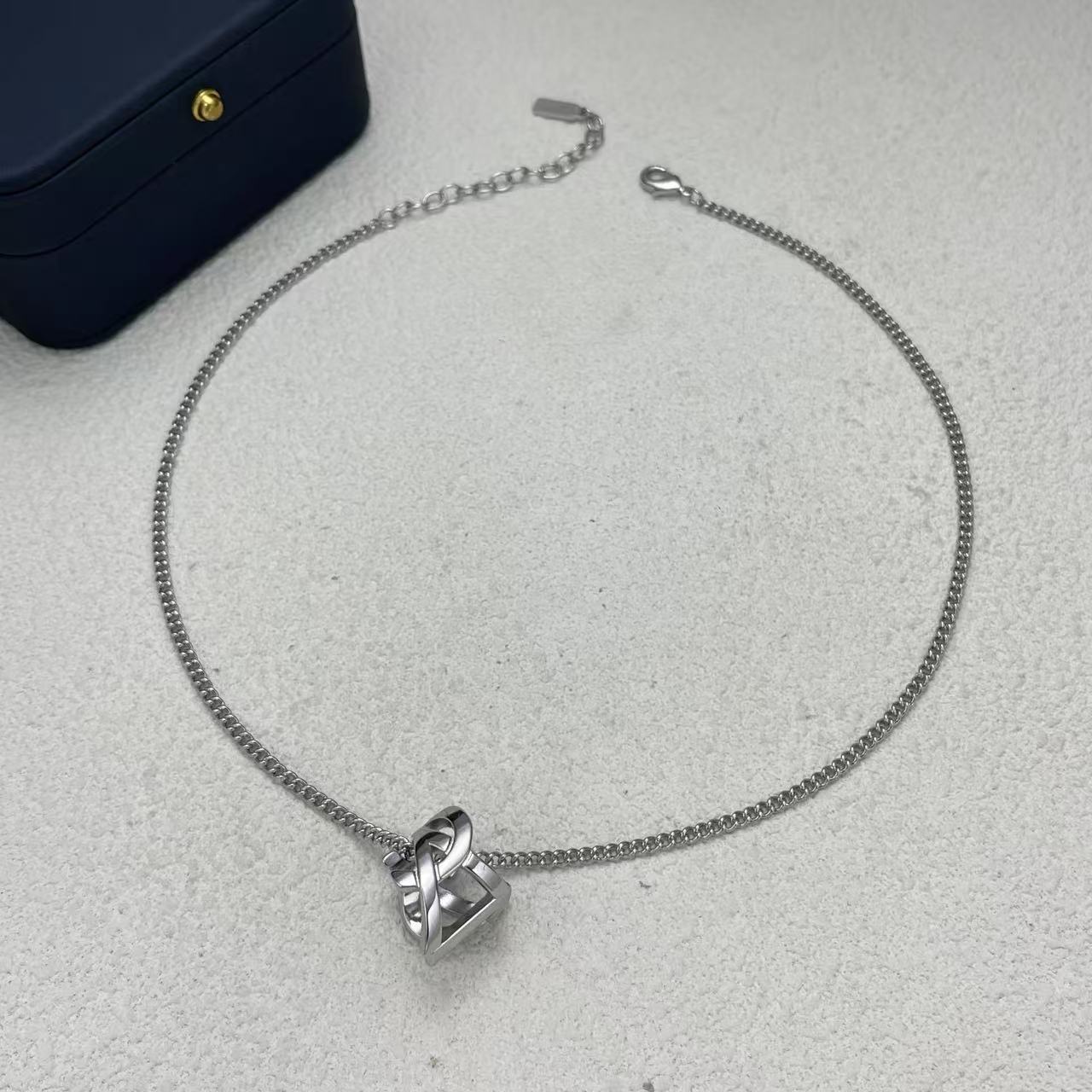 LuxluxHouse Low Price And High Quality Accessories YSL