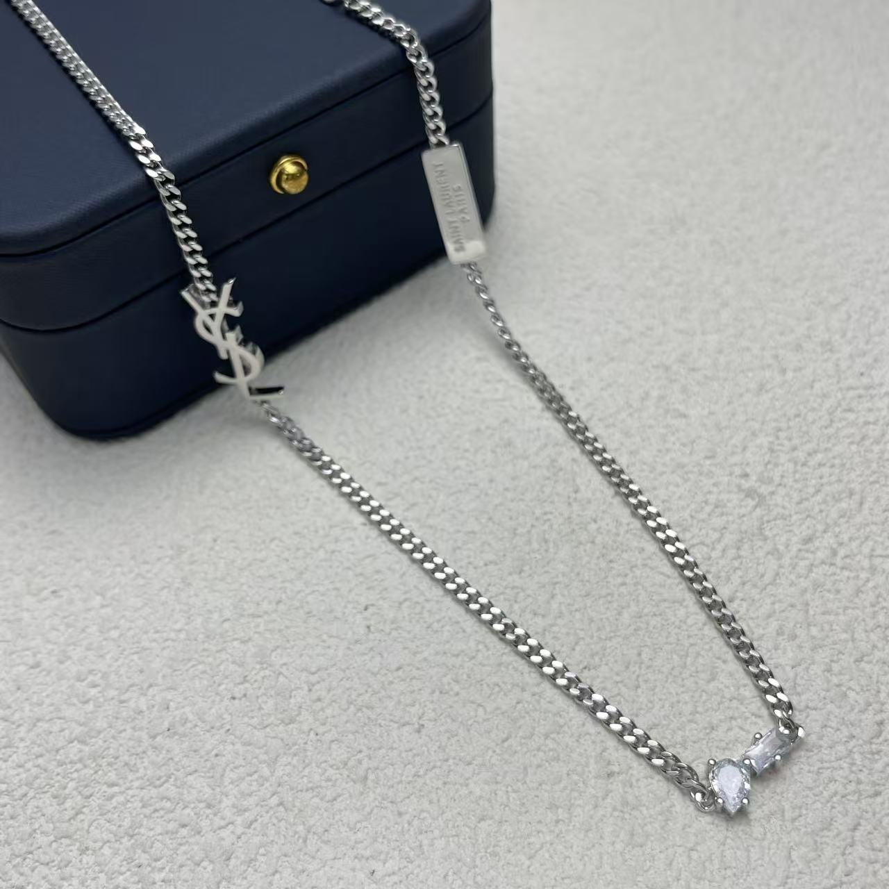 LuxluxHouse Low Price And High Quality Accessories YSL