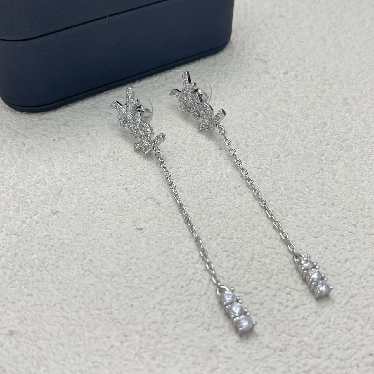 LuxluxHouse Low Price And High Quality Accessories YSL